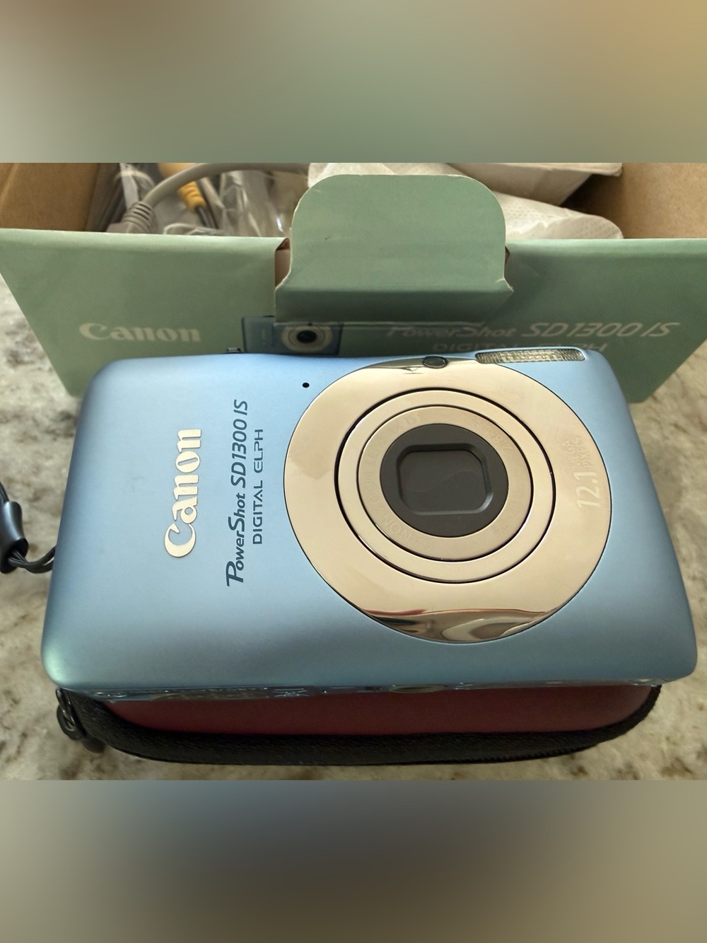 Canon Powershot Elph 1300is - Blue - Picture 3 of 5